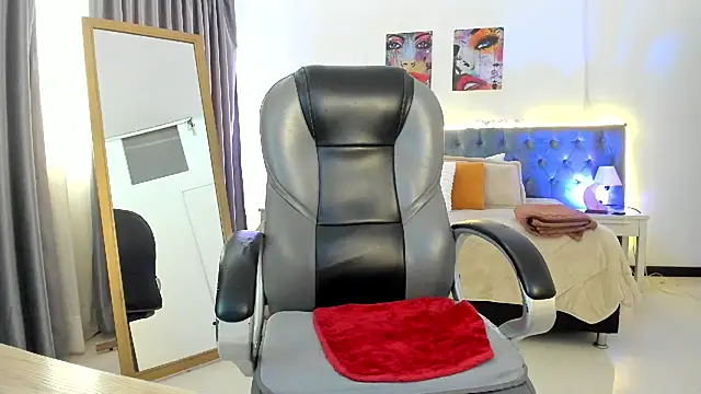 Tamy edwards online show from September 24, 2025, 7:39 pm