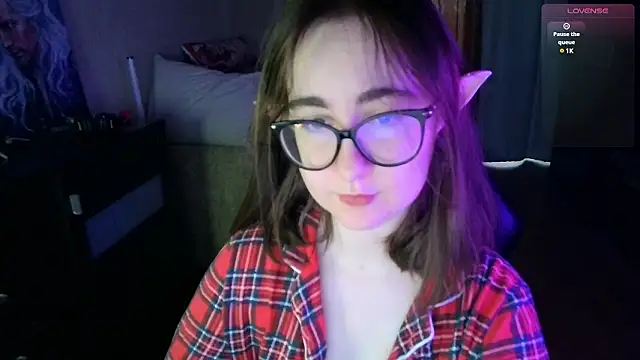 el sweety online show from December 9, 2024, 10:22 am