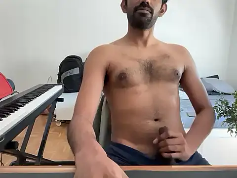 Snapshot of dominanthubby chatting on April 25, 2026, 12:30 pm dominanthubby online show from April 25, 2026, 12:30 pm
