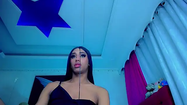 NahomiCamper online show from February 8, 2025, 9:24 am