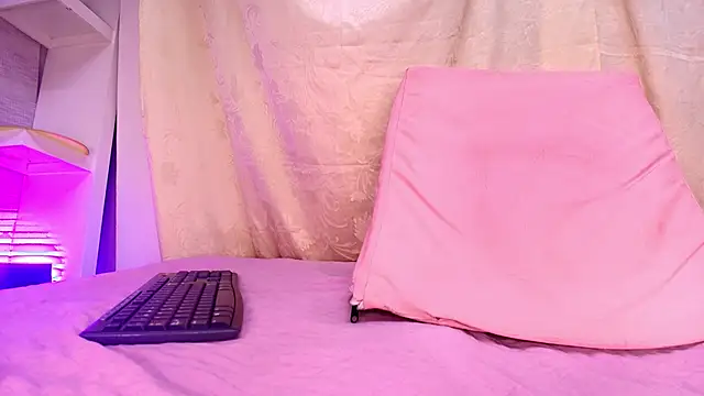 kata hazel online show from January 30, 2025, 7:15 pm