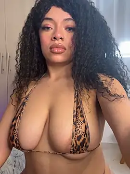 Alyssa Houston online show from January 16, 2026, 1:26 pm