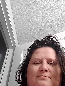 Snapshot of staceysmomfow chatting on January 3, 2025, 2:51 pm staceysmomfow online show from January 3, 2025, 2:51 pm