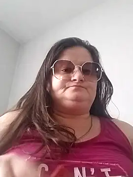 Snapshot of staceysmomfow chatting on February 1, 2025, 4:22 pm staceysmomfow online show from February 1, 2025, 4:22 pm