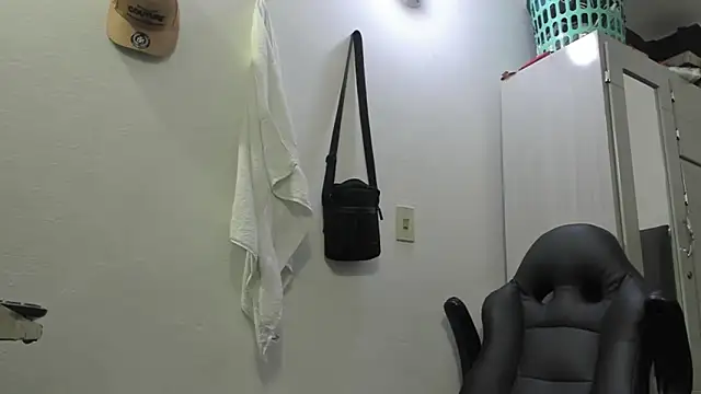 Snapshot of Lyon_vach chatting on January 18, 2025, 7:28 am Lyon vach online show from January 18, 2025, 7:28 am