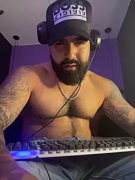 Snapshot of Lyon_vach chatting on September 27, 2025, 11:21 pm Lyon vach online show from September 27, 2025, 11:21 pm