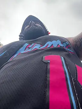 Snapshot of Lyon_vach chatting on November 4, 2025, 7:57 pm Lyon vach online show from November 4, 2025, 7:57 pm