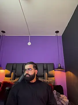 Snapshot of Lyon_vach chatting on November 18, 2025, 10:47 pm Lyon vach online show from November 18, 2025, 10:47 pm