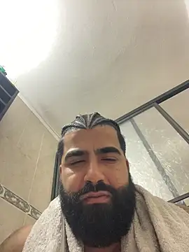 Snapshot of Lyon_vach chatting on December 3, 2025, 8:07 pm Lyon vach online show from December 3, 2025, 8:07 pm