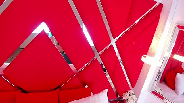 ArticaBelle online show from January 4, 2025, 12:27 pm