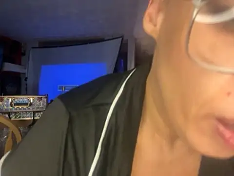 JusticeXXX68 online show from November 18, 2025, 10:20 am