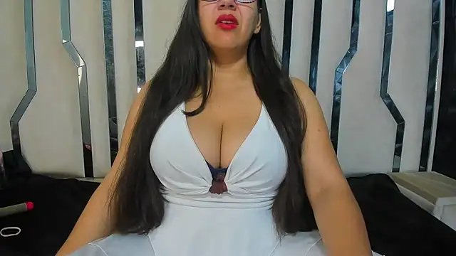 Catherine tabarezx online show from November 12, 2025, 12:05 pm