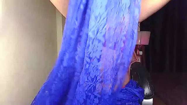 Black-Pearll online show from November 14, 2025, 5:33 pm