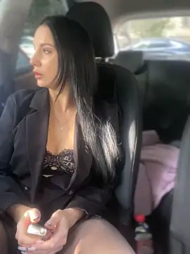 Roxana-Sexy online show from October 16, 2025, 3:40 am