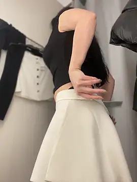 Roxana-Sexy online show from February 5, 2026, 6:07 am