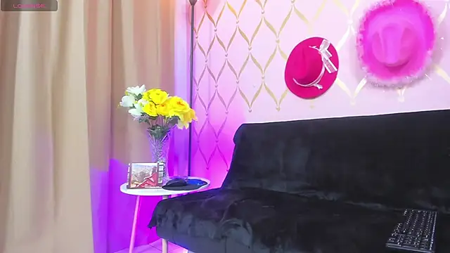 ladylians online show from December 18, 2024, 6:14 pm