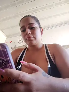 LaurenWelly  online show from October 17, 2025, 8:11 pm