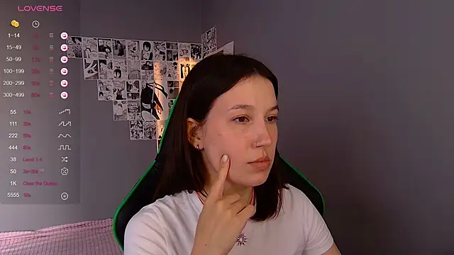 Snapshot of Cutie_Vicky chatting on August 2, 2026, 11:58 pm Cutie Vicky online show from August 2, 2026, 11:58 pm