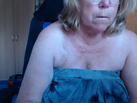 Snapshot of _sunshine__ chatting on July 5, 2026, 6:48 pm sunshine online show from July 5, 2026, 6:48 pm