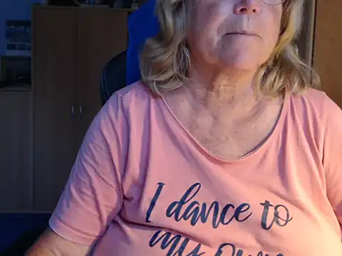 Snapshot of _sunshine__ chatting on July 13, 2026, 7:27 pm sunshine online show from July 13, 2026, 7:27 pm