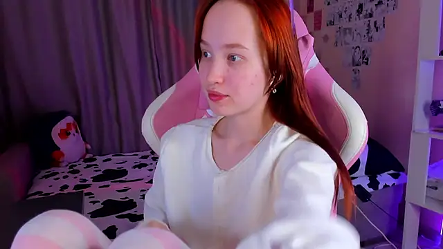 Snapshot of Hakory chatting on December 4, 2024, 4:49 pm Hakory online show from December 4, 2024, 4:49 pm