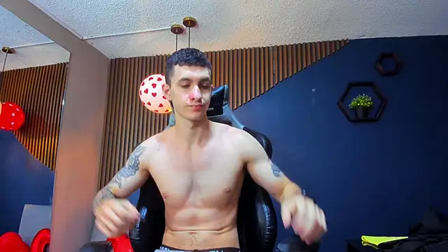 JacksonOlsenn online show from February 15, 2025, 2:11 pm