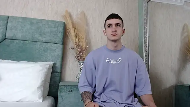 JacksonOlsenn online show from March 15, 2025, 8:10 pm