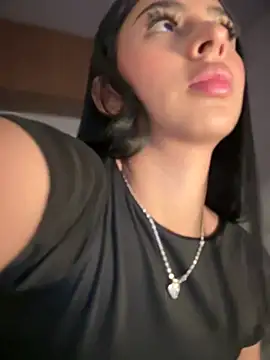 maddy bronw  online show from March 15, 2025, 2:14 am