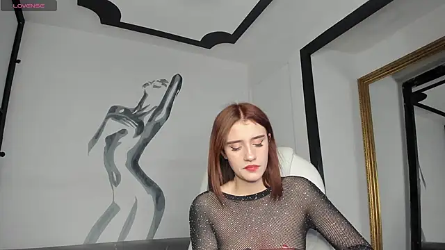 TinaJonnes  online show from January 31, 2025, 7:18 pm