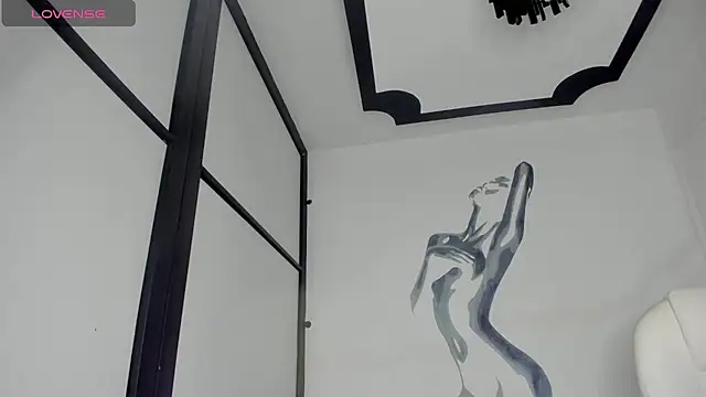 TinaJonnes  online show from February 13, 2025, 7:21 pm