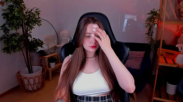 MoonLissa online show from January 26, 2025, 1:04 pm