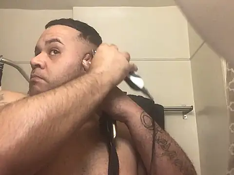 fatboyjayohh126 online show from December 24, 2024, 10:49 pm