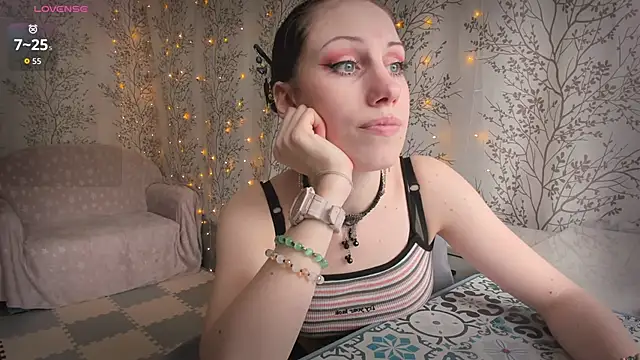 Mary0Lou online show from April 21, 2026, 8:31 am