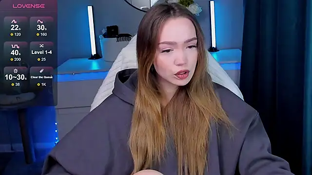 Evia r0se online show from October 4, 2025, 8:40 pm