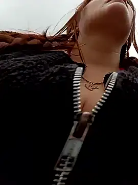 hanna-a online show from October 20, 2025, 6:41 pm