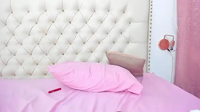 Kim Eli online show from February 8, 2025, 1:54 am