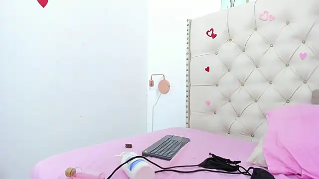 Kim Eli online show from March 12, 2025, 12:10 am