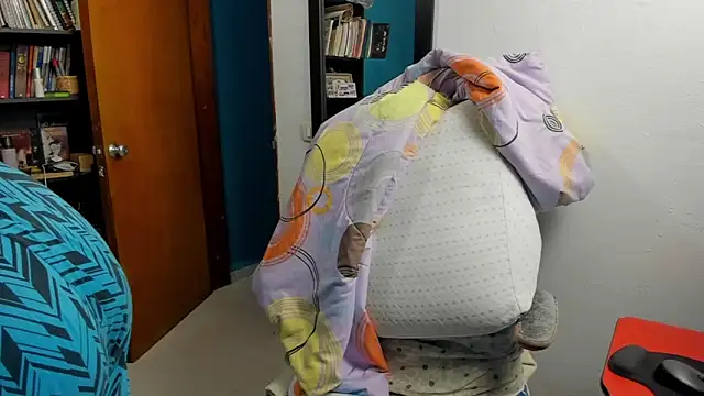 peanut tangerine online show from November 26, 2025, 11:06 pm