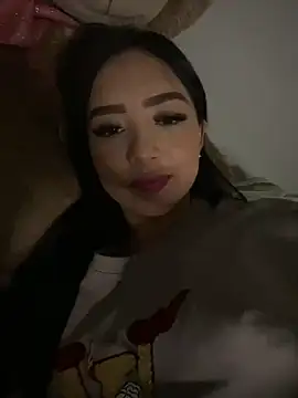 SOPHIACANDY19  online show from January 14, 2025, 9:20 pm