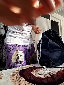 Samantha Sullivan  online show from January 20, 2025, 12:49 pm