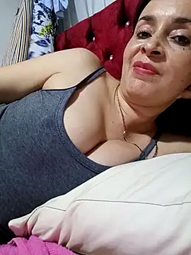 Samantha Sullivan  online show from February 25, 2025, 2:58 am