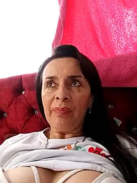 Samantha Sullivan  online show from March 19, 2025, 9:48 pm