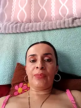 Samantha Sullivan  online show from October 26, 2025, 9:10 pm