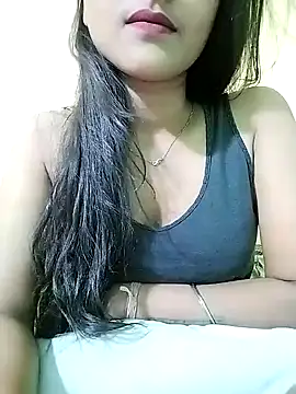 MISSQUEEN48 online show from February 15, 2025, 4:34 pm