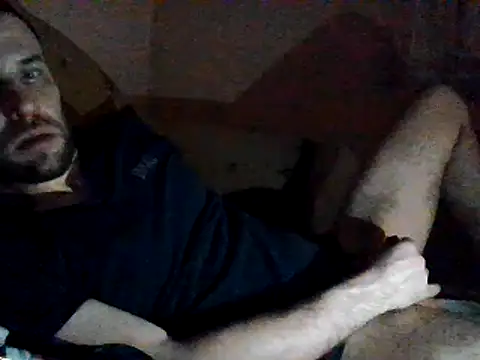 Snapshot of Vicktore007 chatting on December 20, 2025, 9:55 pm Vicktore007 online show from December 20, 2025, 9:55 pm