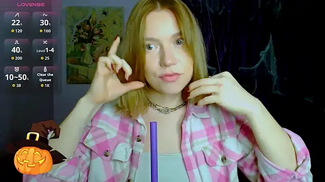 TaylorBre online show from November 4, 2025, 5:39 am