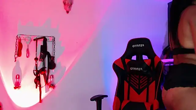 LilithSharon online show from September 19, 2025, 6:19 pm