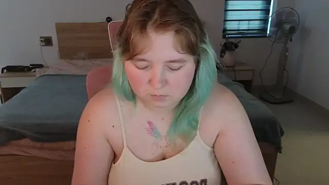 ChimberWol online show from April 28, 2026, 11:54 pm