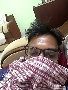 Tomato boy online show from November 16, 2025, 7:03 am