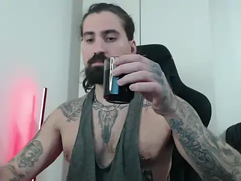 MateoHunk online show from January 7, 2026, 2:41 pm